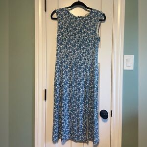 Loft Blue and Whitete Floral Sleeveless Subdress Petites Size 6
